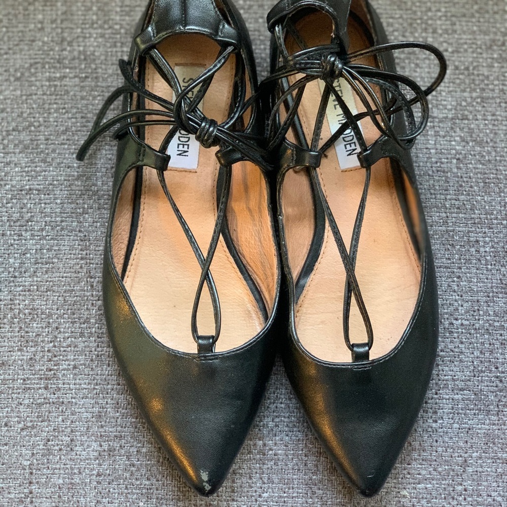 Steve Madden Lecrew Lace-up Flats